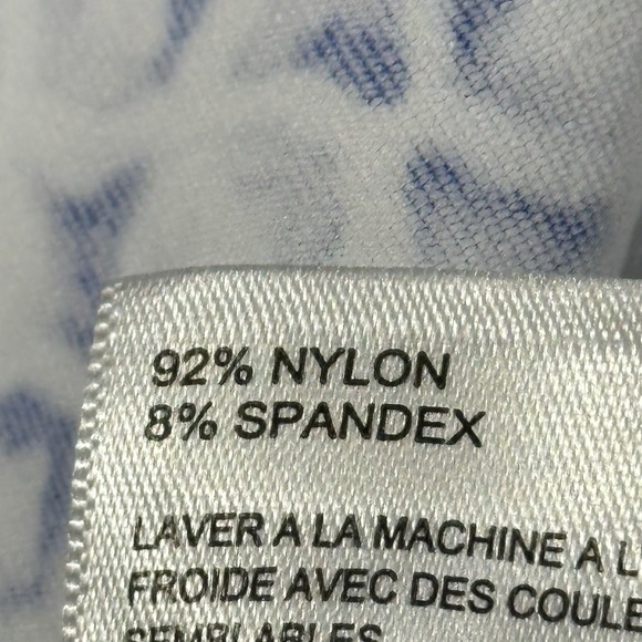 Tommy Bahama IslandZone Womens Tunic Top Blue White Geometric Split Neck M‎ - Picture 10 of 12